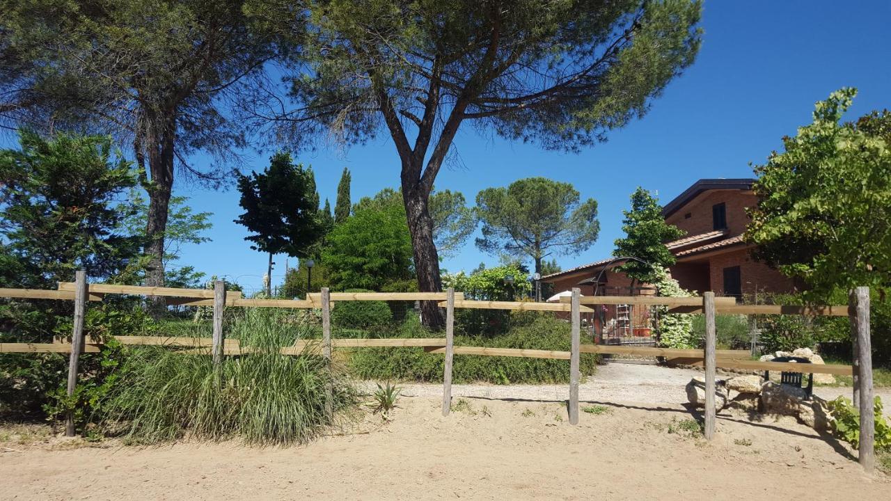 Dago Farmhouse Siena Exterior photo